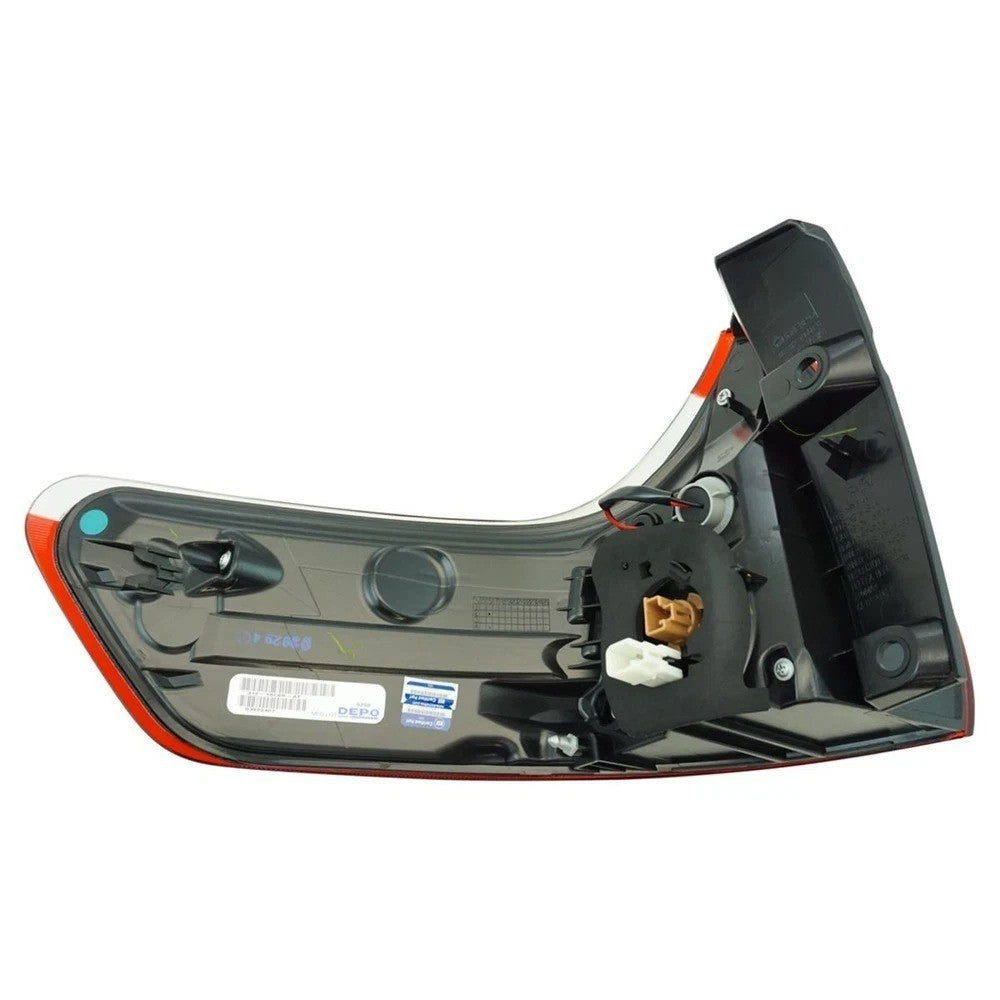 Rear Tail Lights Set Driver & Passenger Side Outer Fits 2015-2020 Toyota Sienna