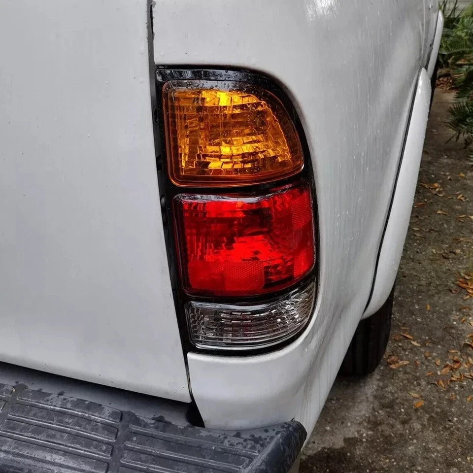 Right Tail Light For Toyota Tundra 2000-2006 Pickup W/ Bulb 00 01 02 03 04 05 06