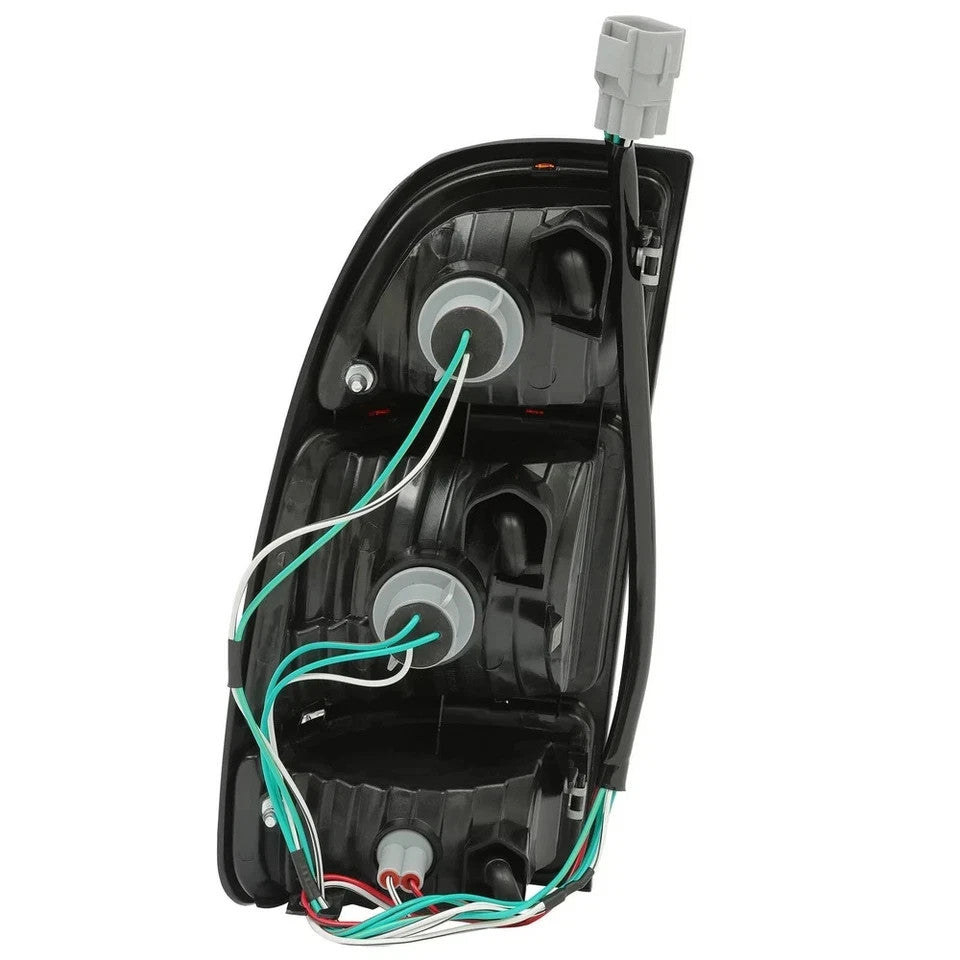 Right Tail Light For Toyota Tundra 2000-2006 Pickup W/ Bulb 00 01 02 03 04 05 06