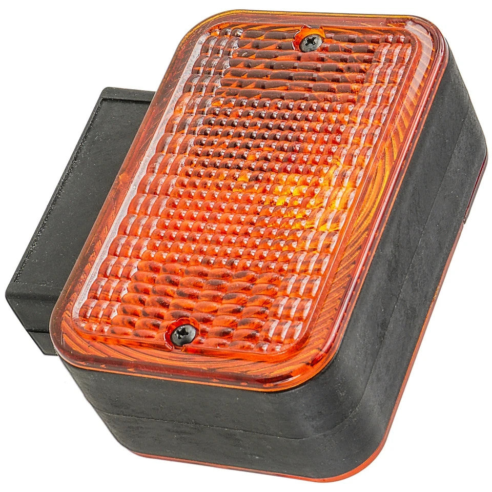 Caltric Left Taillight Assembly For John Deere LVA14365 AM120359