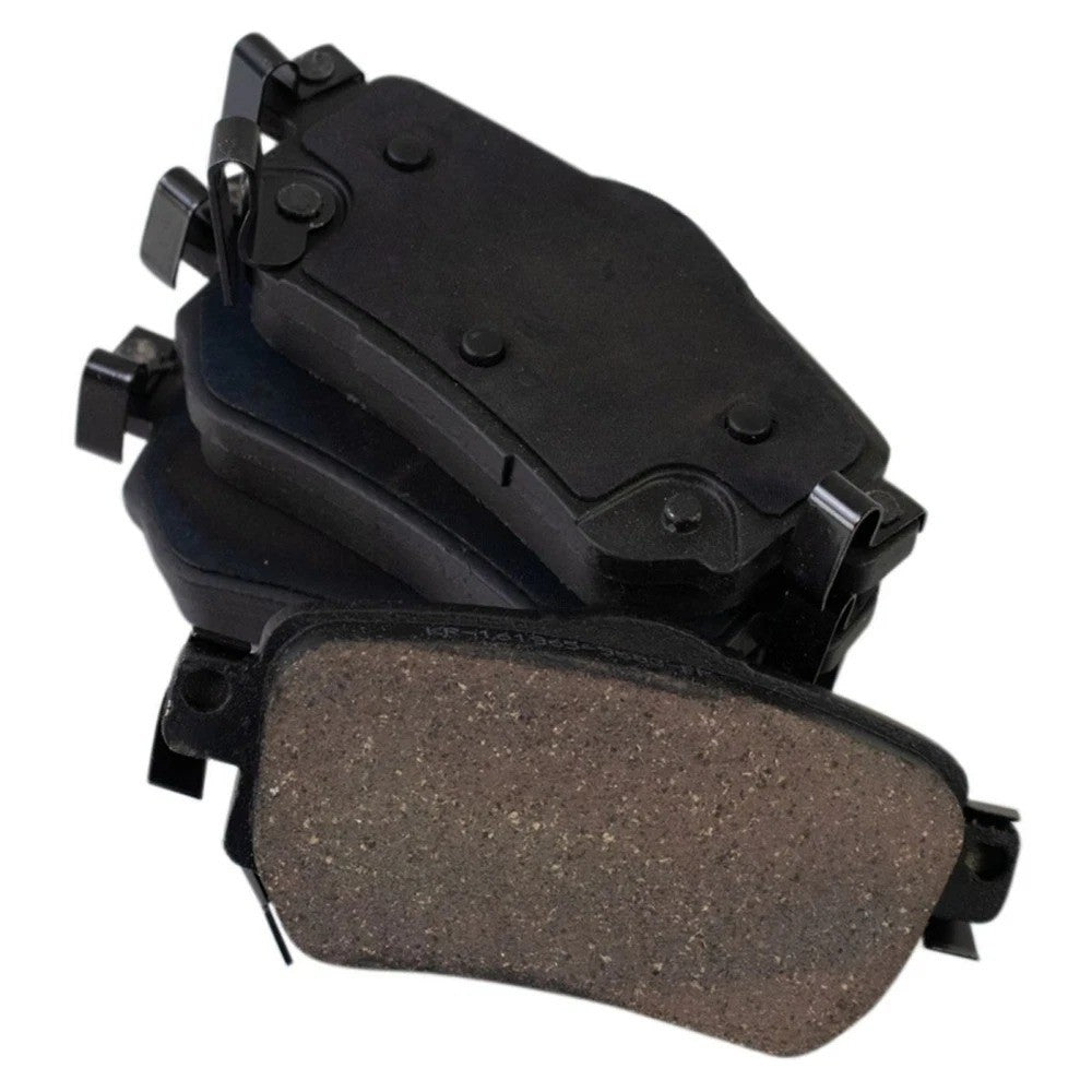 Rear Ceramic Disc Brake Pad Set for Nissan Rogue Leaf Rogue Sport